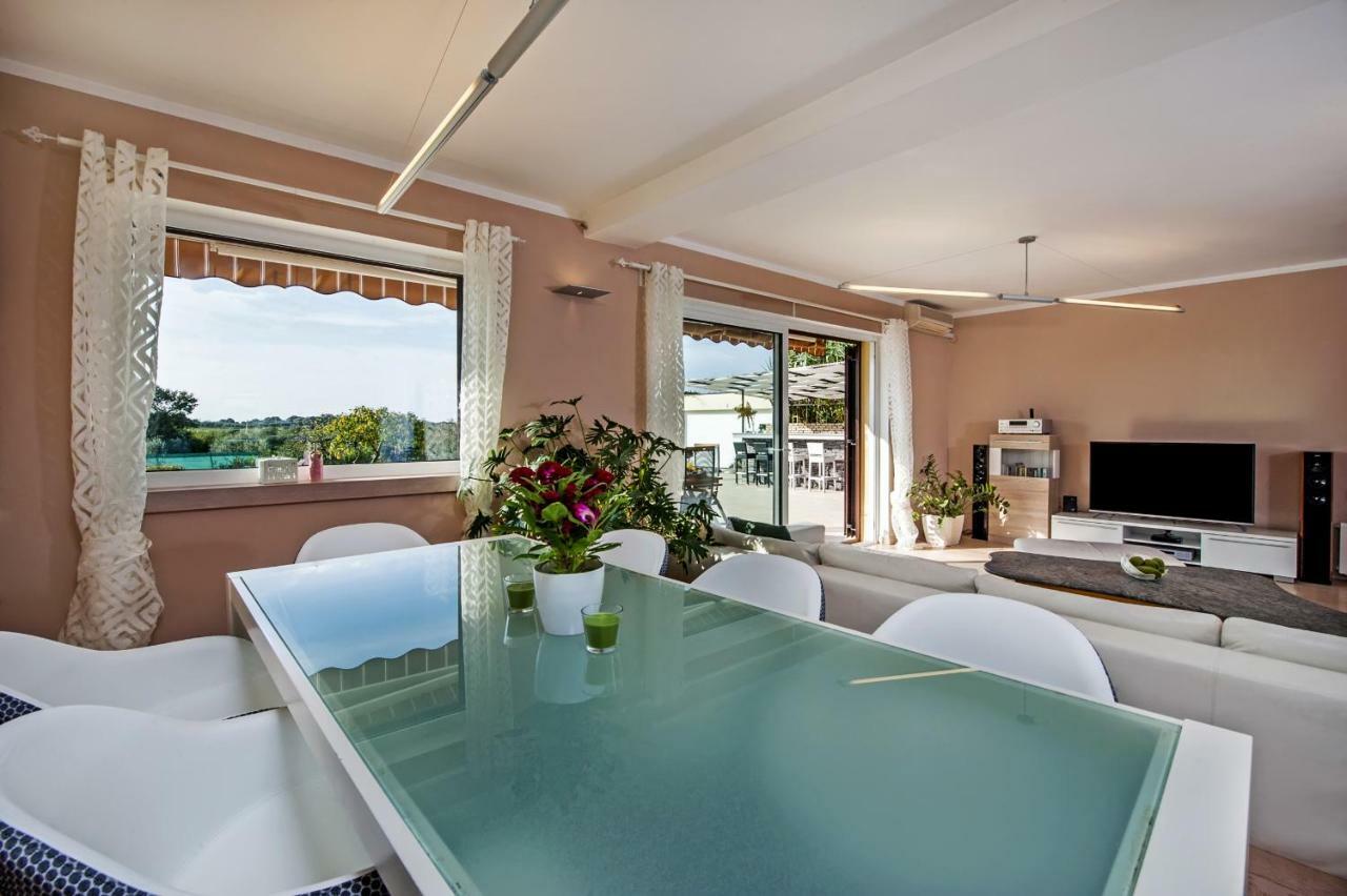 Villa Montericco 로비니 외부 사진