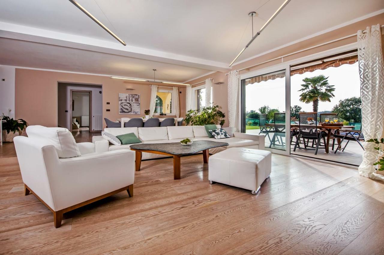 Villa Montericco 로비니 외부 사진